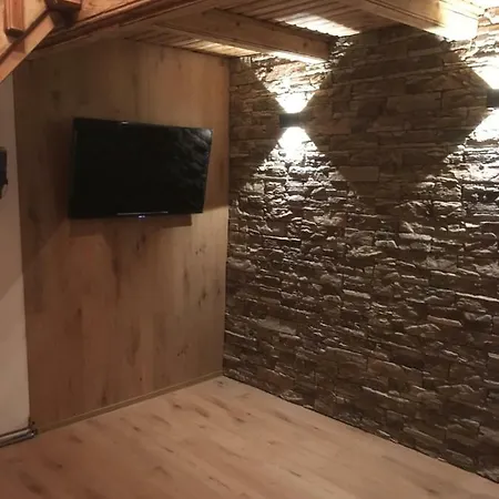 U Kapličky * Hluboká nad Vltavou